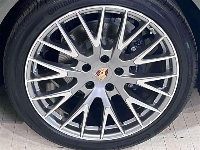new 2025 Porsche Panamera car, priced at $139,635