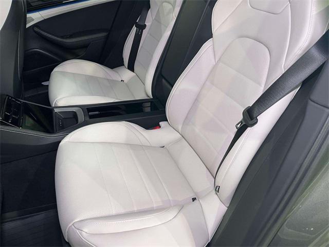 new 2025 Porsche Panamera car, priced at $139,635