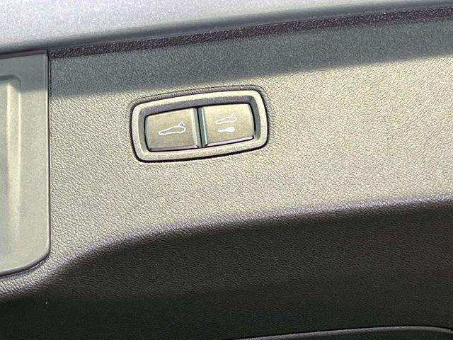 new 2026 Porsche Cayenne car, priced at $111,380