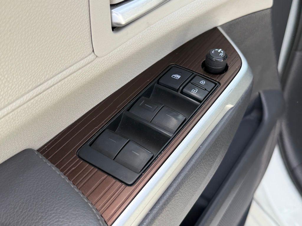 used 2022 Toyota Sienna car, priced at $38,598