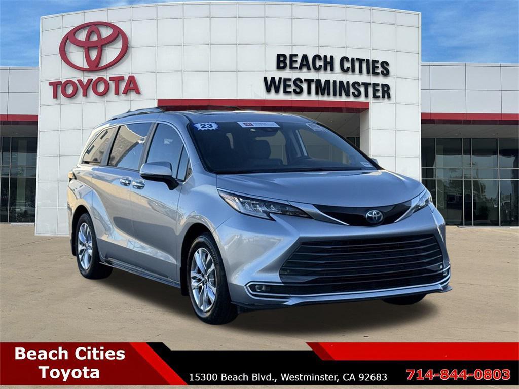 used 2023 Toyota Sienna car, priced at $45,116