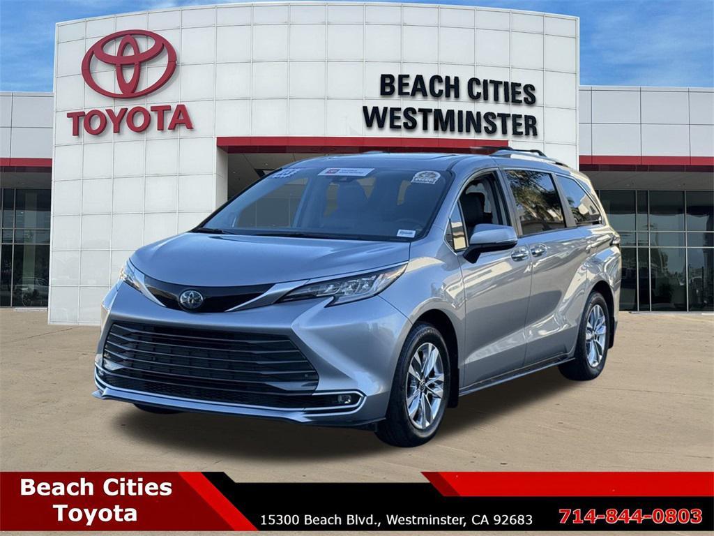 used 2023 Toyota Sienna car, priced at $45,116