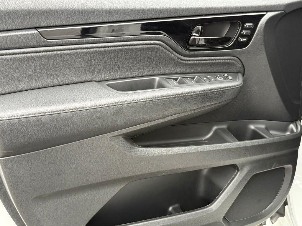 used 2024 Honda Odyssey car, priced at $43,517