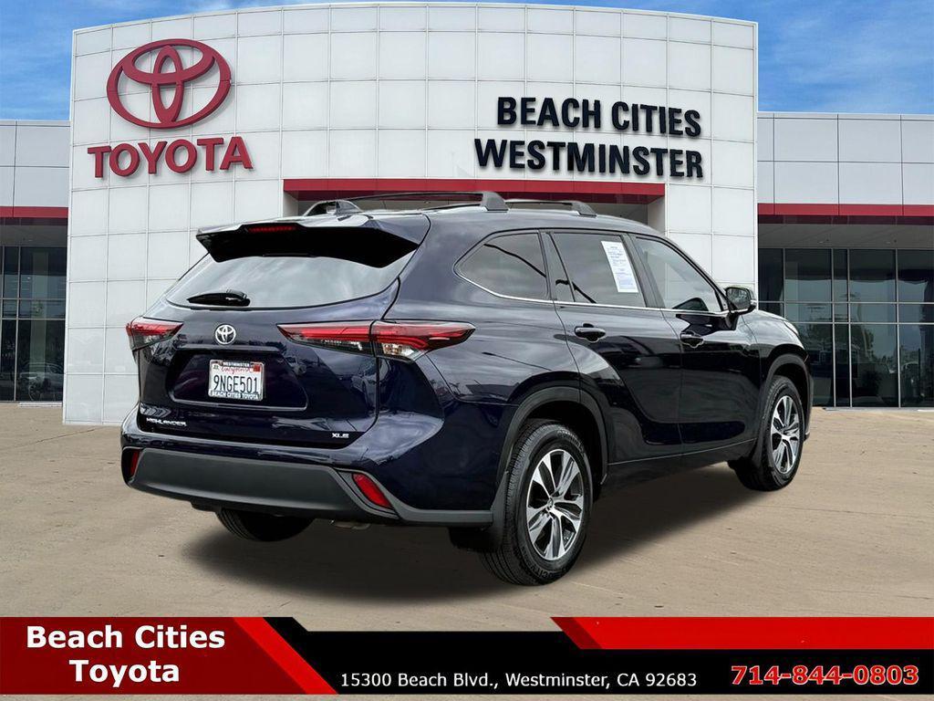 used 2024 Toyota Highlander car, priced at $37,685