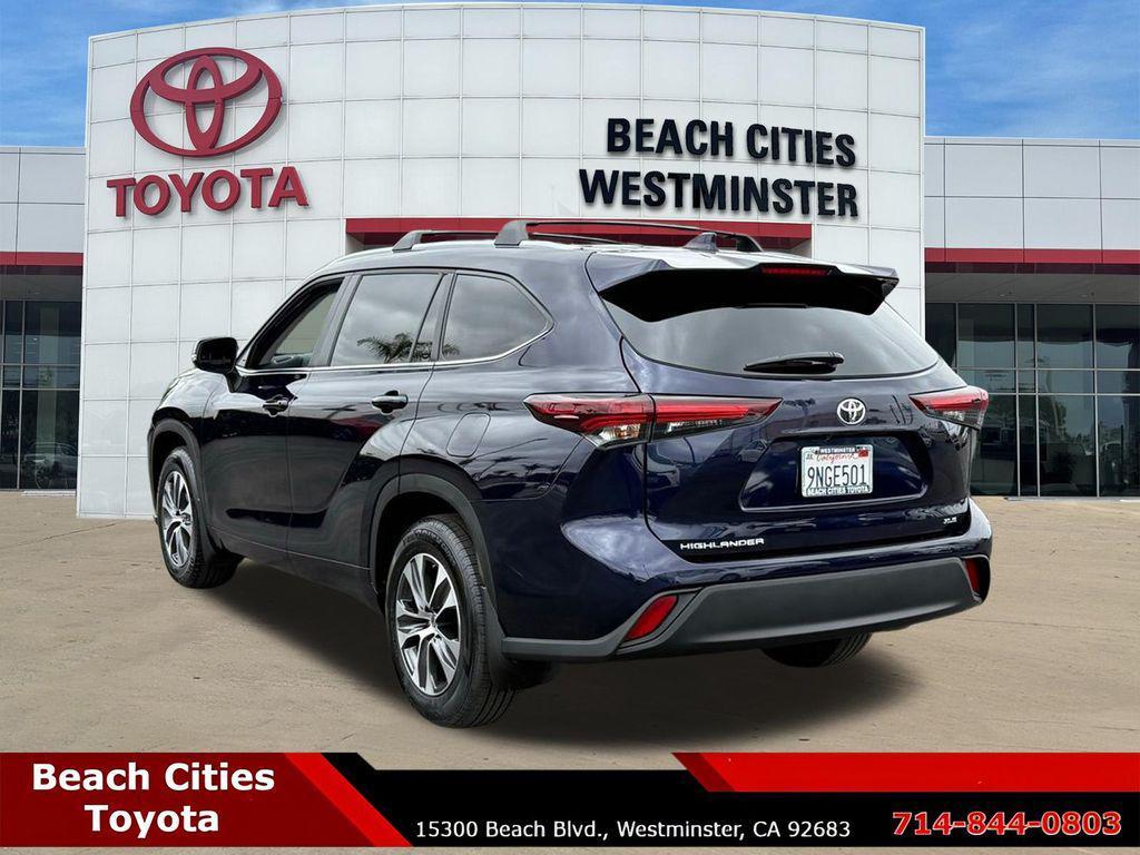 used 2024 Toyota Highlander car, priced at $37,685