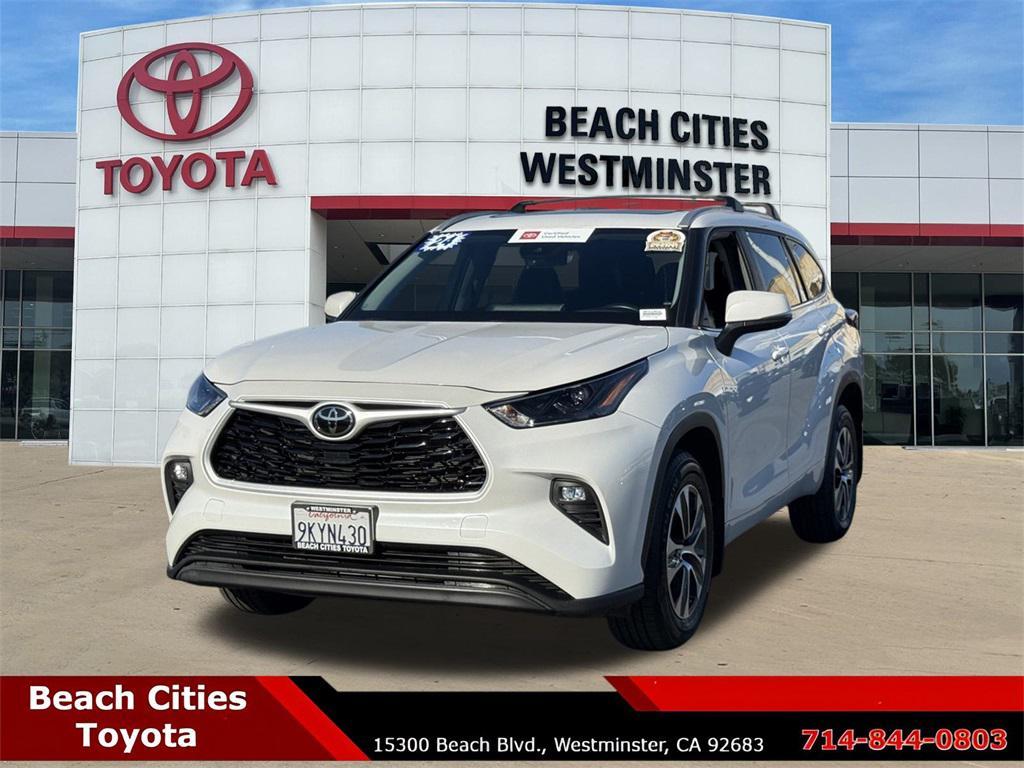 used 2024 Toyota Highlander car, priced at $36,807