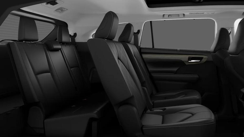 new 2026 Toyota Highlander Hybrid car, priced at $57,333