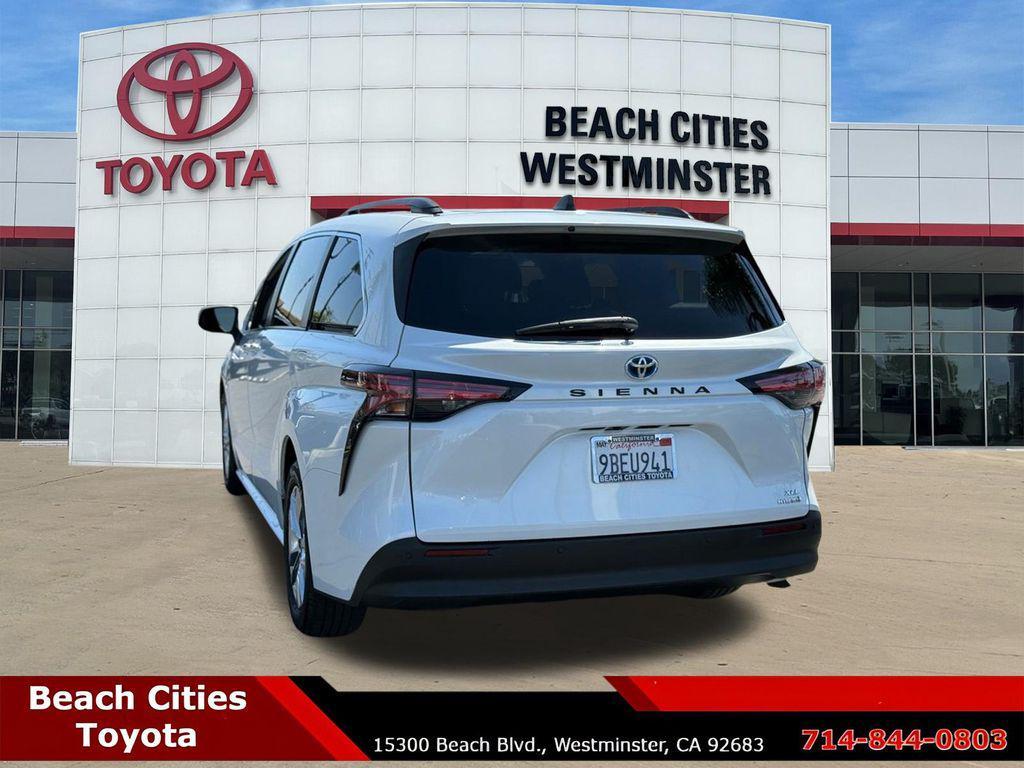 used 2022 Toyota Sienna car, priced at $39,134