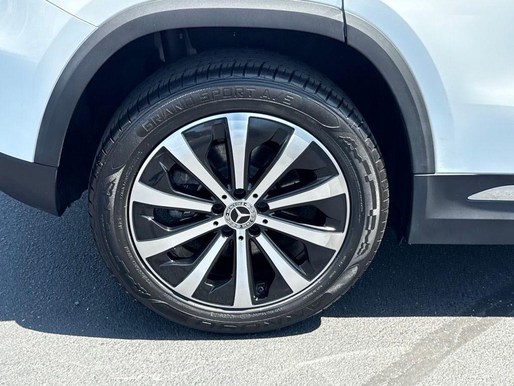 used 2022 Mercedes-Benz GLA 250 car, priced at $22,041
