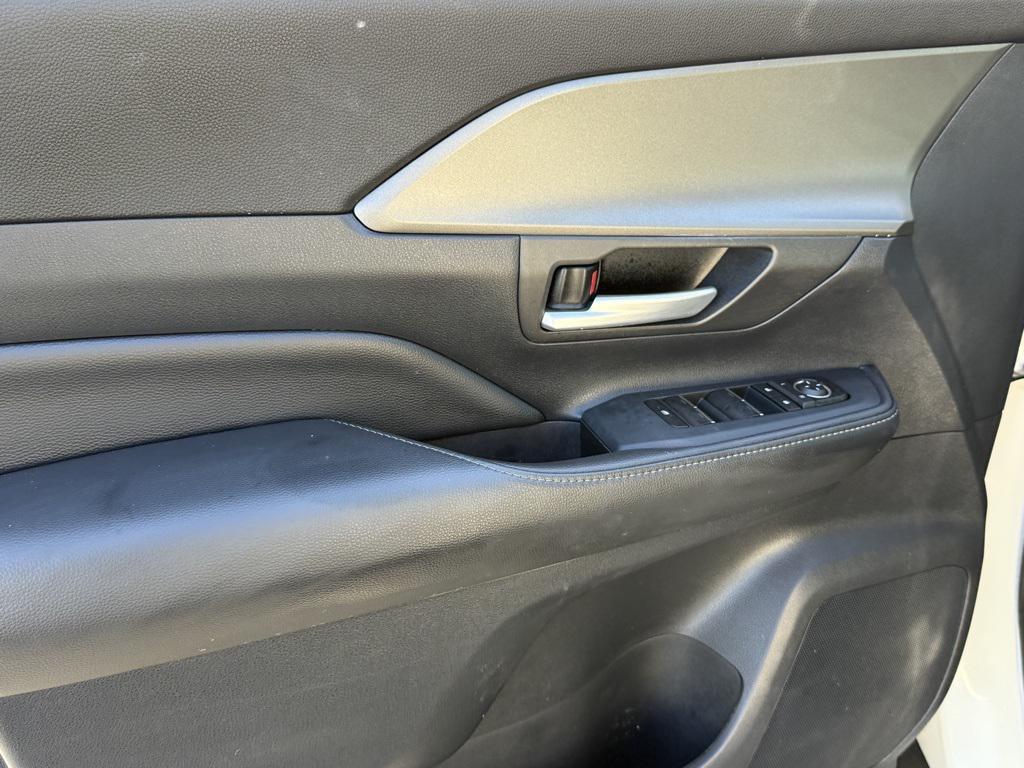 used 2024 Toyota Grand Highlander car, priced at $44,075