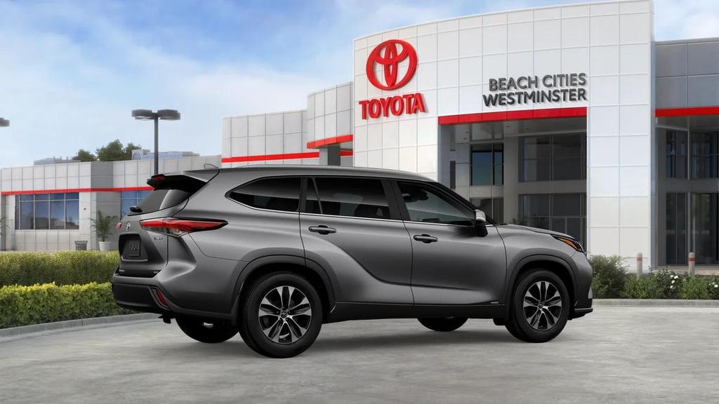 new 2026 Toyota Highlander Hybrid car, priced at $51,927