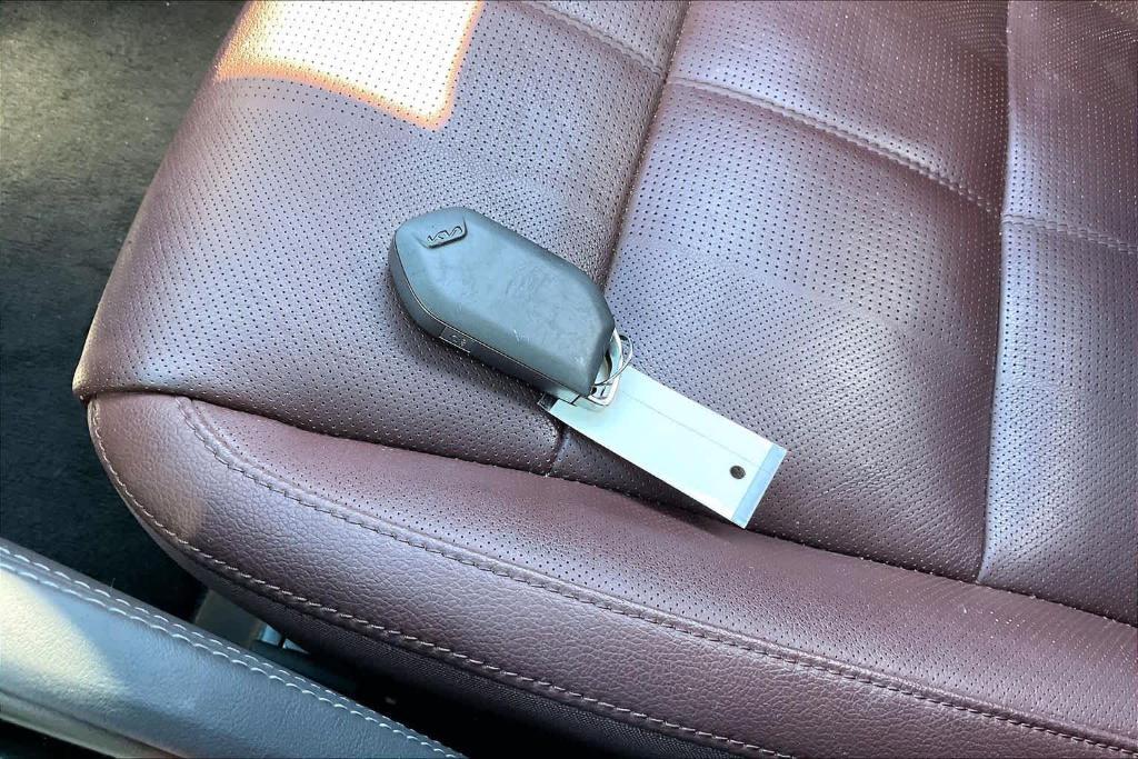 used 2024 Kia Telluride car, priced at $35,251