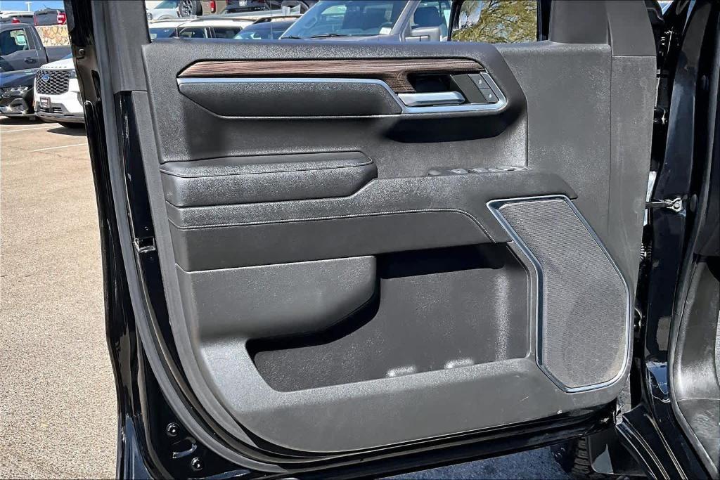 used 2022 Chevrolet Silverado 1500 car, priced at $38,521