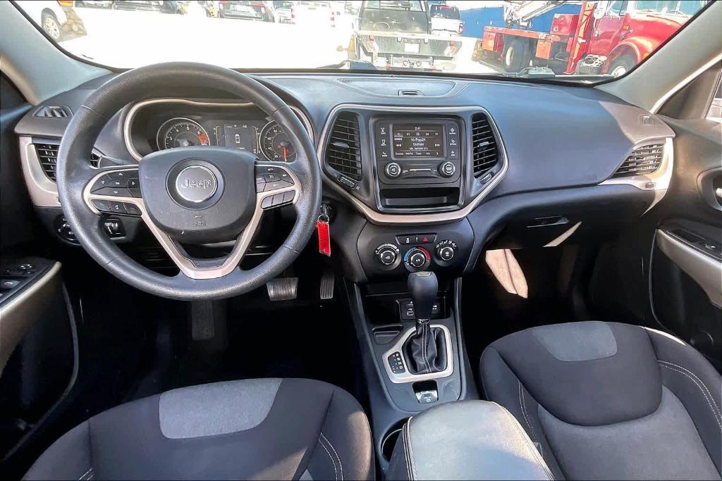 used 2018 Jeep Cherokee car, priced at $14,579