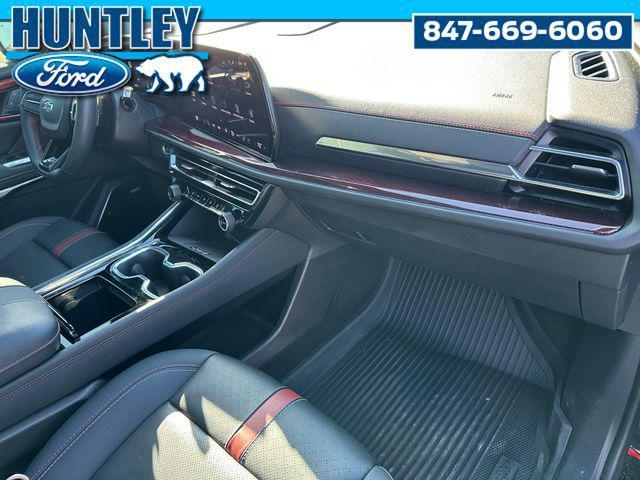 used 2024 Chevrolet Traverse car, priced at $46,997