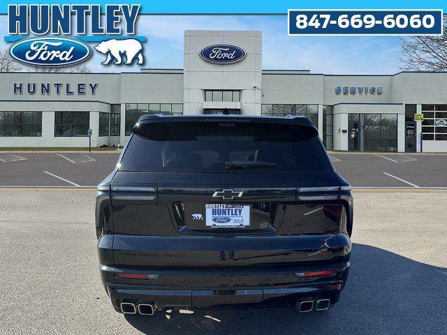 used 2024 Chevrolet Traverse car, priced at $46,997