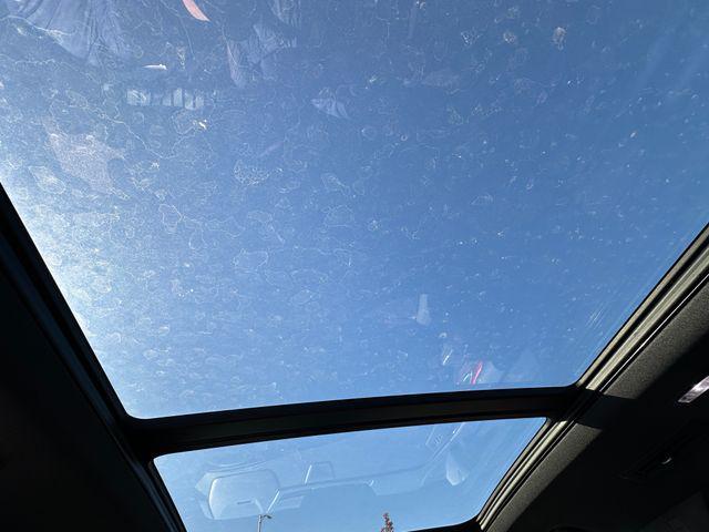 used 2024 Chevrolet Traverse car, priced at $47,996