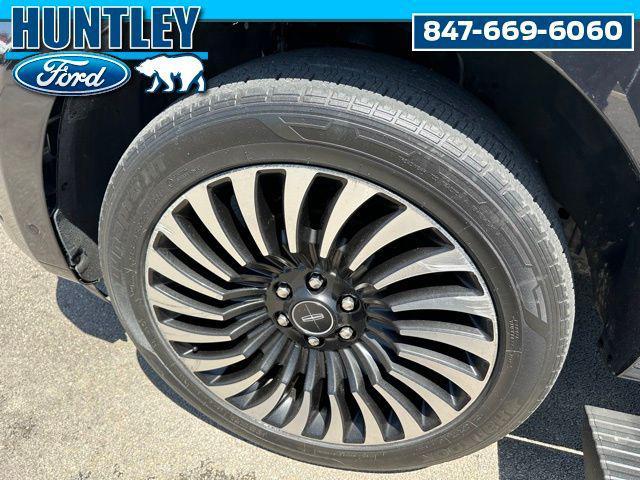 used 2021 Lincoln Navigator car, priced at $45,222