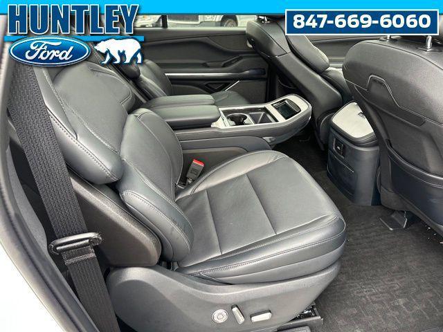 used 2025 Lincoln Navigator car, priced at $86,111