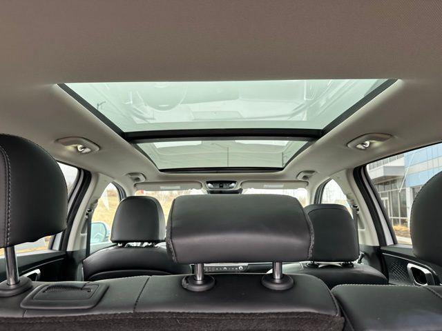 used 2025 Kia Sorento car, priced at $29,111
