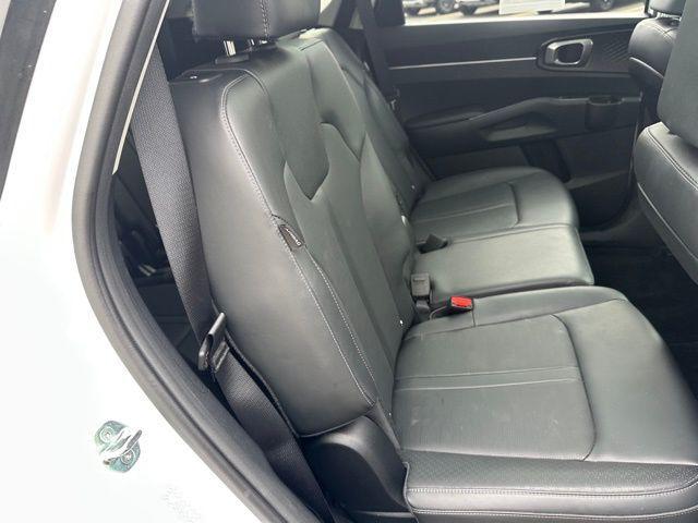 used 2025 Kia Sorento car, priced at $29,111