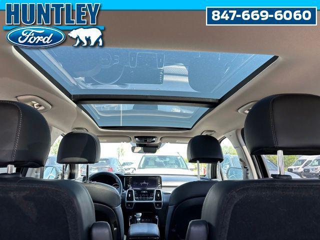 used 2023 Kia Sorento car, priced at $30,857