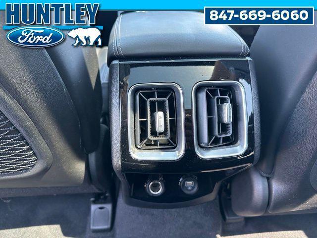 used 2023 Kia Sorento car, priced at $30,857