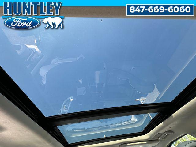 used 2022 Lincoln Navigator car, priced at $55,444