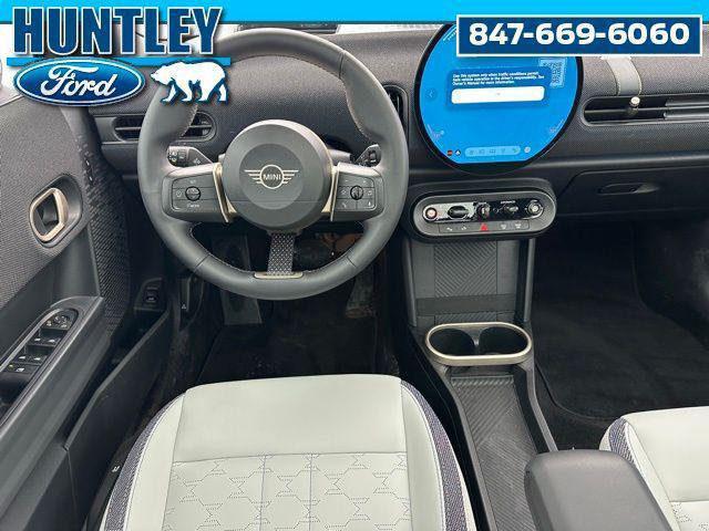 used 2025 MINI Hardtop car, priced at $25,333