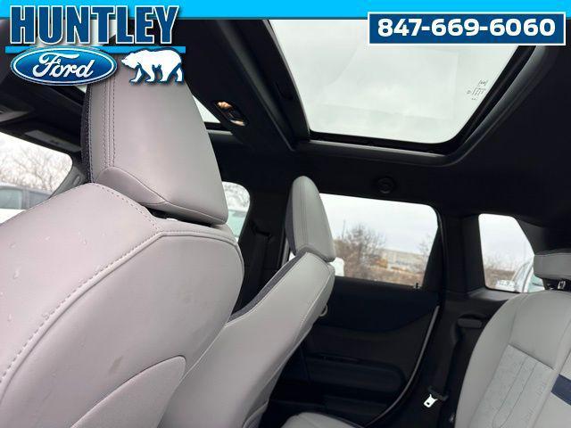 used 2025 MINI Hardtop car, priced at $25,333