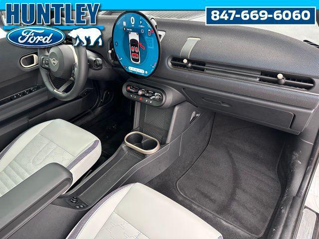 used 2025 MINI Hardtop car, priced at $25,333