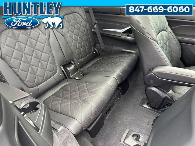 used 2023 BMW X7 car, priced at $59,294