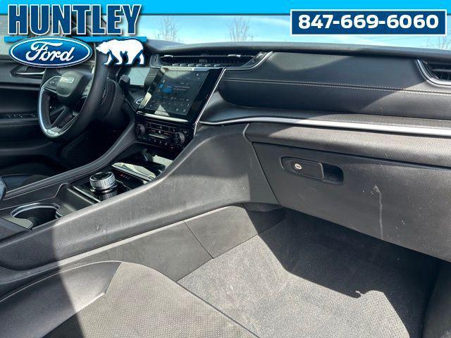 used 2024 Jeep Grand Cherokee L car, priced at $27,444