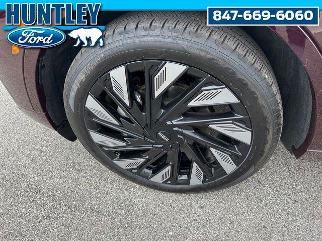 used 2025 Lincoln Nautilus car, priced at $62,300