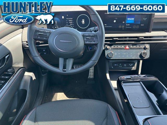 used 2025 Hyundai TUCSON Hybrid car, priced at $33,407