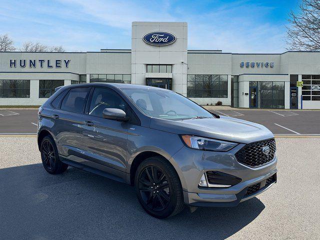 used 2024 Ford Edge car, priced at $24,444