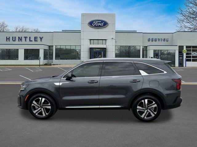 used 2023 Kia Sorento Hybrid car, priced at $28,298