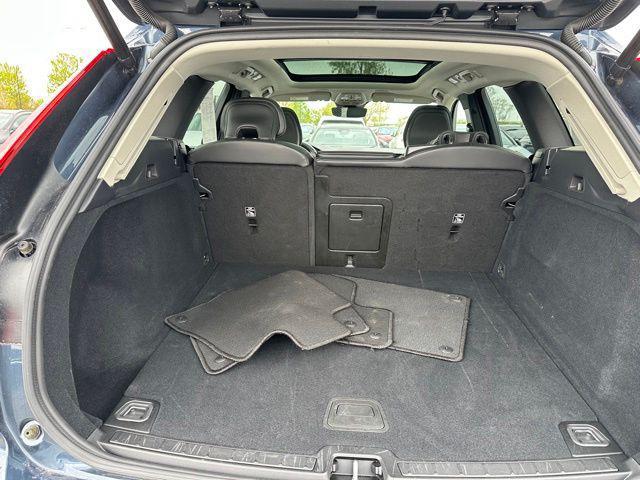 used 2025 Volvo XC60 car, priced at $32,857