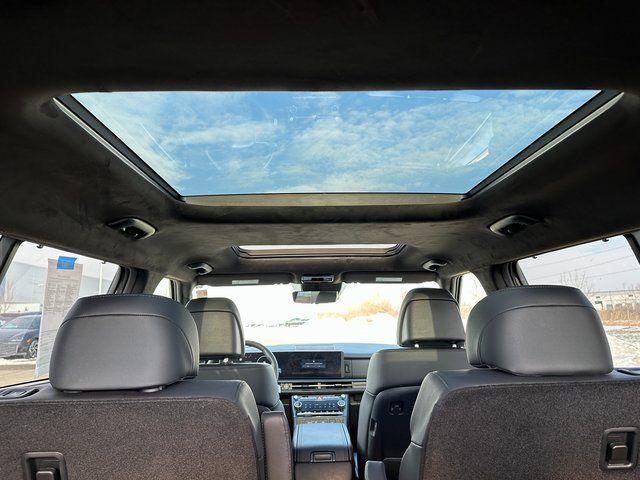 used 2025 Hyundai Santa Fe car, priced at $35,997