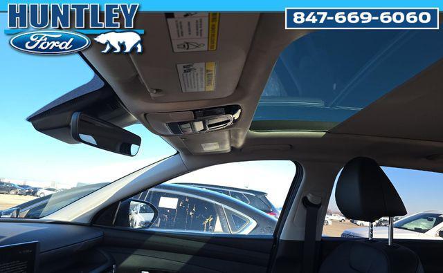 used 2025 Hyundai TUCSON Hybrid car, priced at $28,555