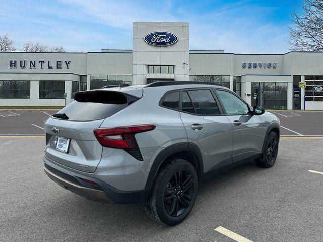 used 2024 Chevrolet Trax car, priced at $19,555