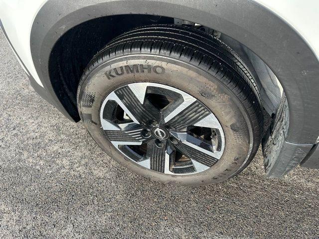 used 2025 Nissan Kicks car, priced at $20,222