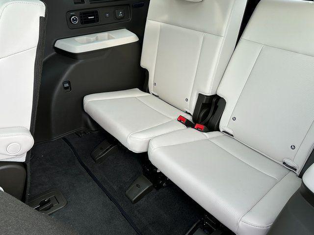 used 2024 Hyundai Santa Fe car, priced at $32,111