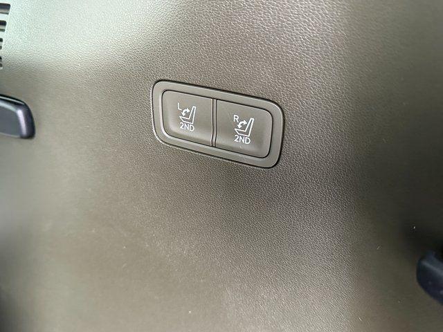 used 2024 Hyundai Santa Fe car, priced at $32,111