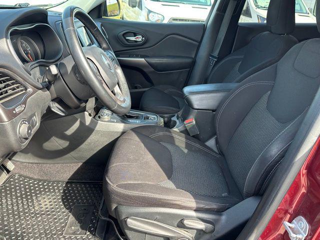 used 2019 Jeep Cherokee car, priced at $10,410