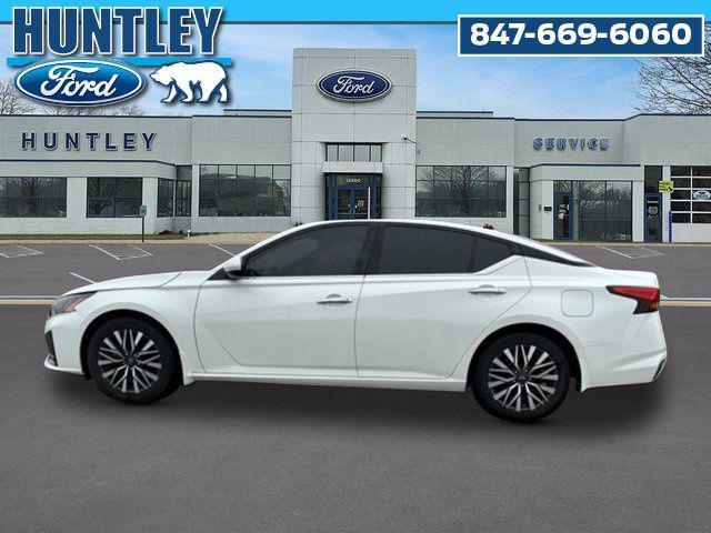 used 2023 Nissan Altima car, priced at $17,111