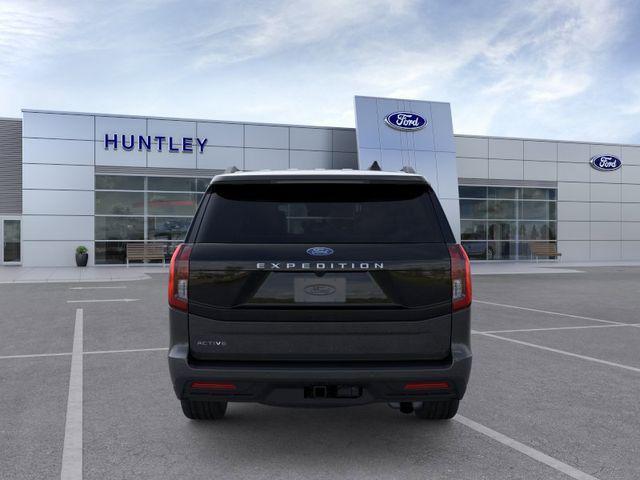 new 2025 Ford Expedition car, priced at $65,681