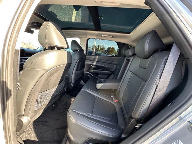 used 2025 Hyundai TUCSON Hybrid car, priced at $26,887