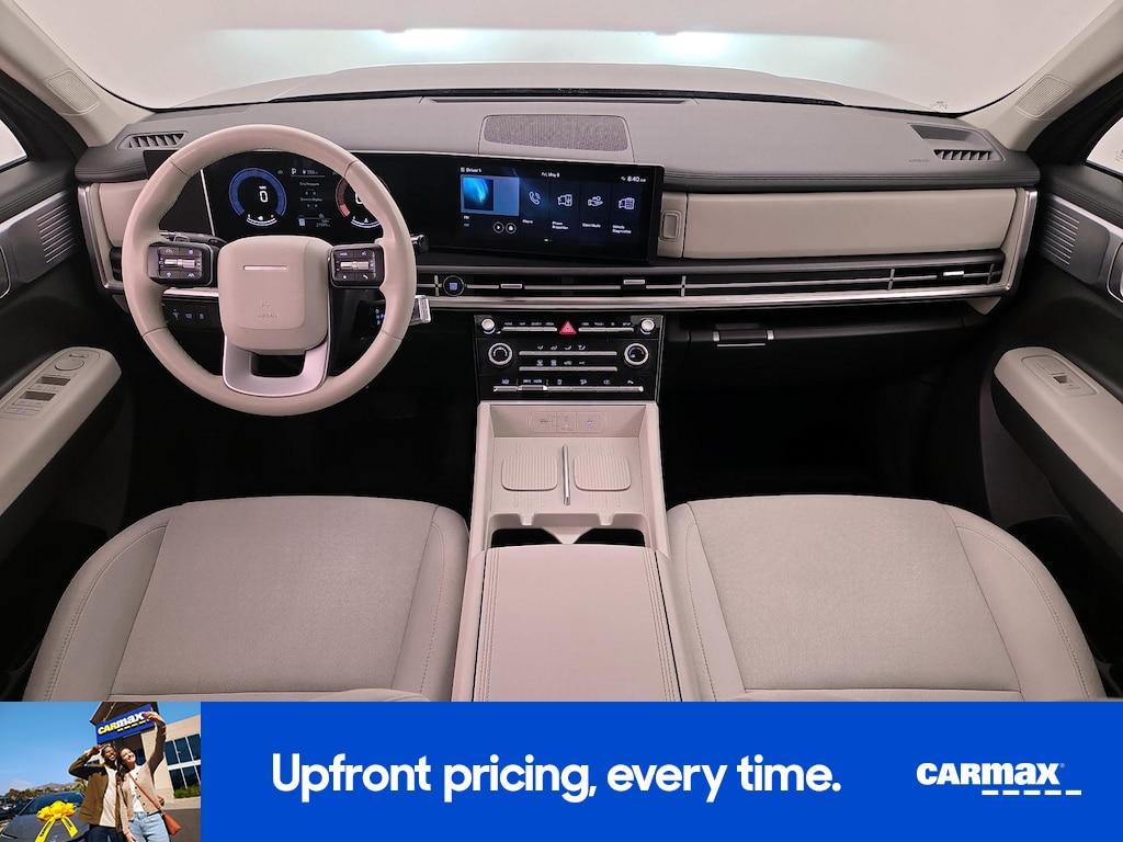 used 2024 Hyundai Santa Fe car, priced at $28,998