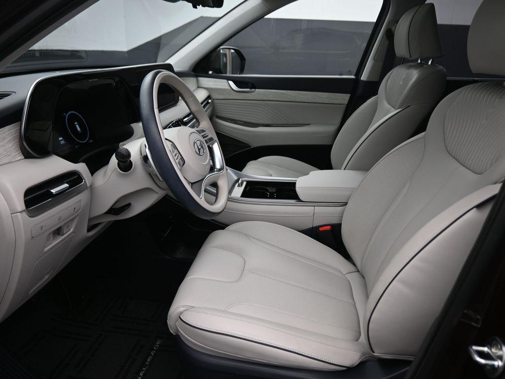 used 2023 Hyundai Palisade car, priced at $39,806